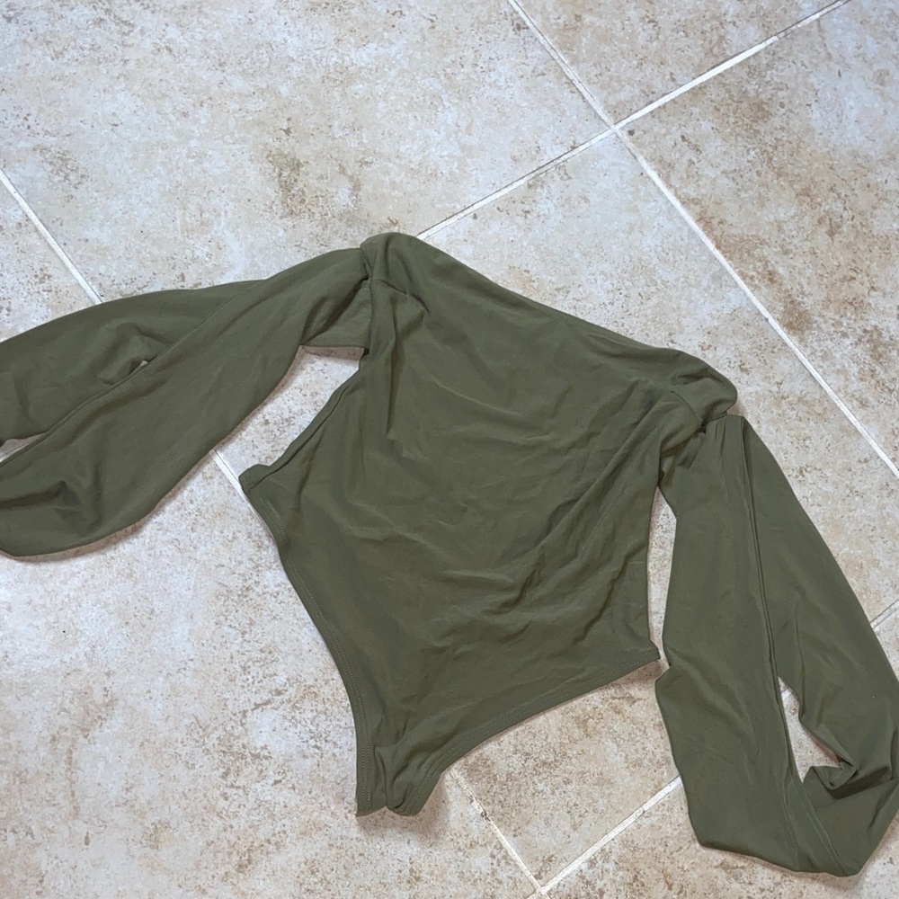 ALIX size S bodysuit - Picture 2 of 6